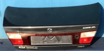 Крышка багажника на Mazda 323 BA