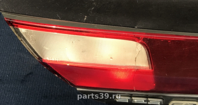 Крышка багажника на Mazda 323 BA