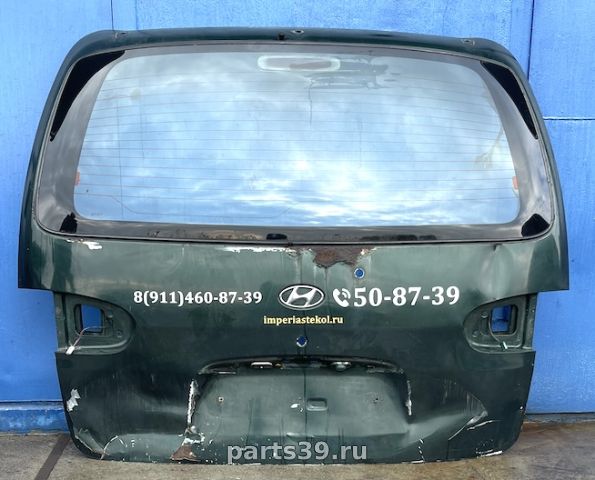 Крышка багажника на Hyundai H-1 Starex