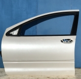 Дверь левая передняя на Dodge Intrepid 2 поколение