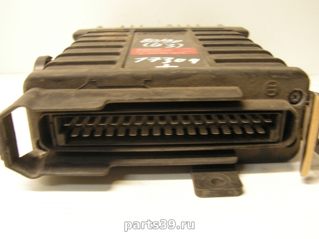 Блок управления двигателя ECU на Audi 80 8A/B3