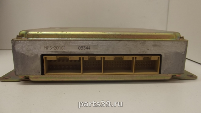 Блок управления двигателя ECU на Audi 100 4A/C4