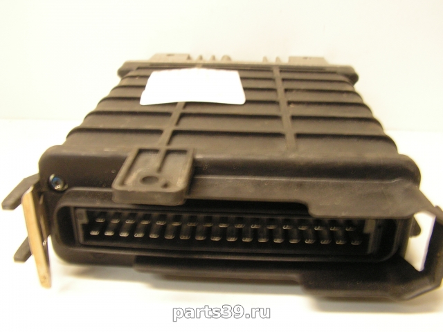 Блок управления двигателя ECU на Audi 80 8A/B3