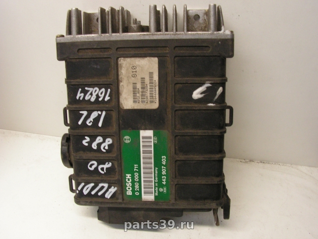 Блок управления двигателя ECU на Audi 80 8A/B3