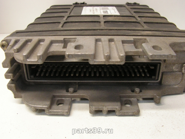 Блок управления двигателя ECU на Audi 80 8C/B4