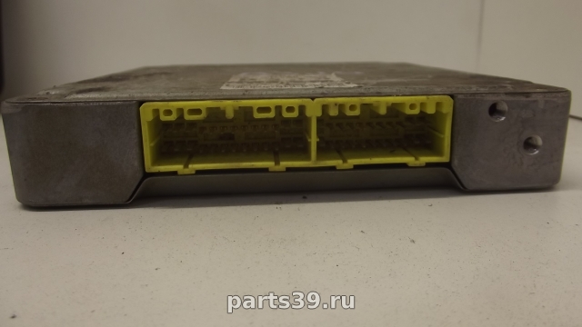 Блок управления двигателя ECU на Mazda 323 BG