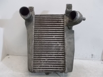 Радиатор интеркулера на Mazda 626 GD