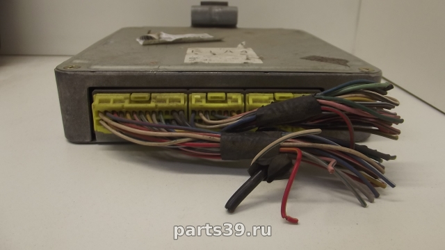 Блок управления двигателя ECU на Mazda 626 GE