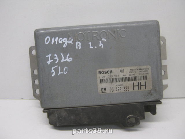 Блок управления двигателя ECU на Opel Omega B