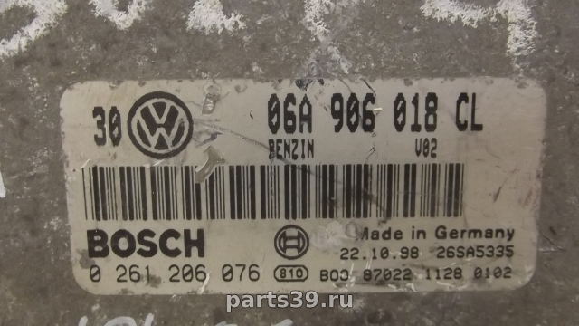 Блок управления двигателя ECU на Volkswagen Golf 4 поколение