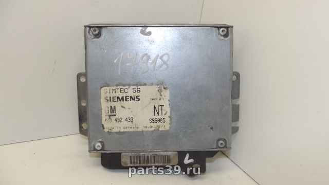 Блок управления двигателя ECU на Opel Omega B