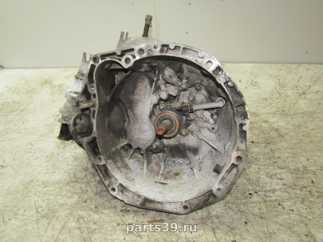 Коробка передач механическая МКПП 8200156391 на Renault Megane 2 поколение