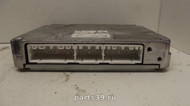 Блок управления двигателя ECU на Mazda 323 BA