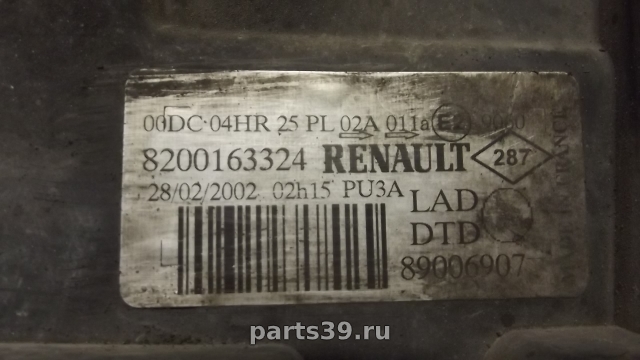 Фара передняя Прав. на Renault Laguna 2 поколение