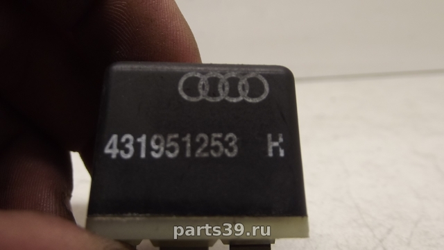 Реле на Audi 80 8A/B3