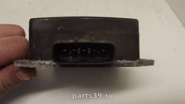 Блок управления двигателя ECU на Mazda 323 BA