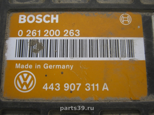 Блок управления двигателя ECU на Volkswagen Passat B3