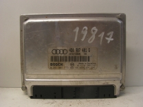 Блок управления двигателя ECU на Audi A8 D2/4D