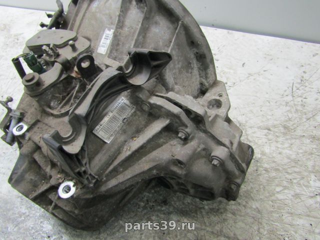 Коробка передач механическая МКПП L4 на Renault Laguna 3 поколение