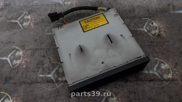 CD Changer на Mercedes-Benz E-Класс W211/S211