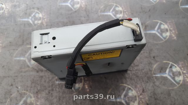 CD Changer на Mercedes-Benz E-Класс W211/S211