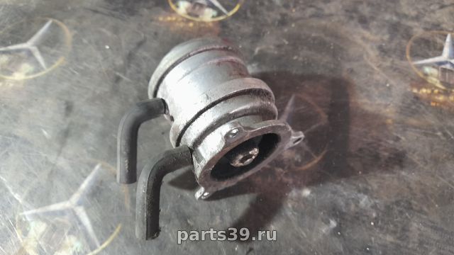 Клапан EGR на Mercedes-Benz E-Класс W210/S210