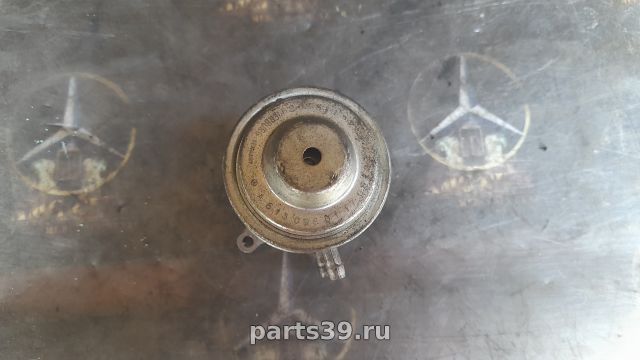 Клапан EGR на Mercedes-Benz E-Класс W210/S210 [рестайлинг]