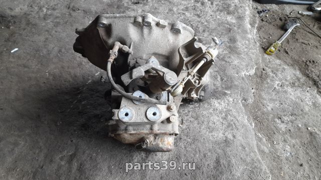 Коробка передач механическая МКПП 55355489 на Opel Astra H