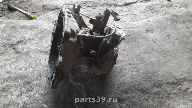 Коробка передач механическая МКПП 55355489 на Opel Astra H