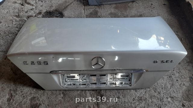 Крышка багажника на Mercedes-Benz E-Класс W124 [2-й рестайлинг]