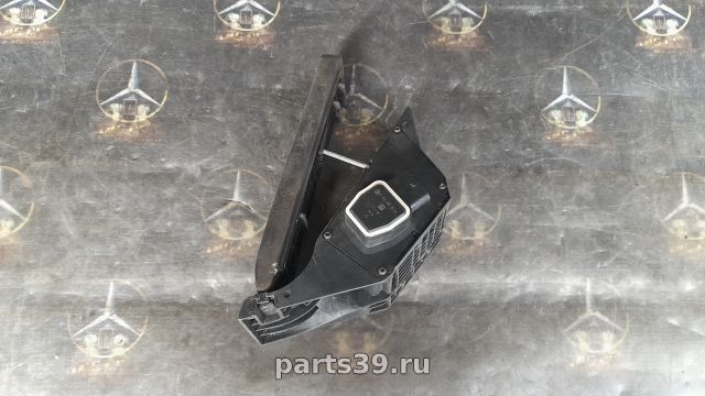 Педаль акселератора на Mercedes-Benz E-Класс W212/S212/C207/A207