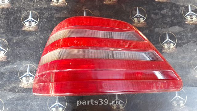 Фонарь задний в кузове Лев. на Mercedes-Benz S-Класс W140/C140 [рестайлинг]