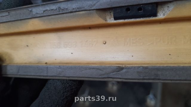 Молдинг передней двери Прав. на Mercedes-Benz A-Класс W168/V168 [рестайлинг]