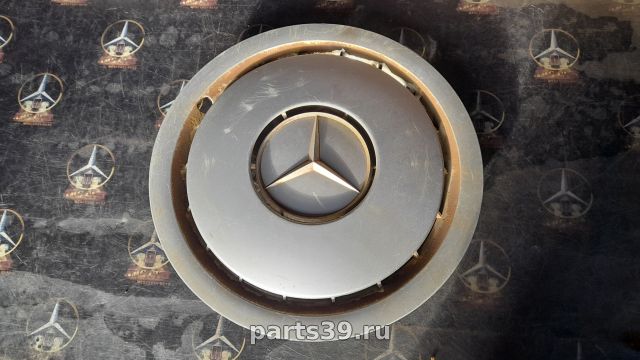 Колпак колесный (оригинал) на Mercedes-Benz C-Класс C190 (W201)