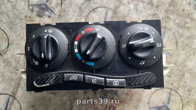 Блок управления климат контролем на Mercedes-Benz A-Класс W168