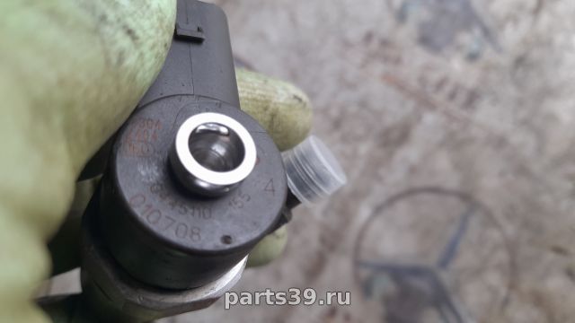 Форсунка топливная на Mercedes-Benz E-Класс W211/S211
