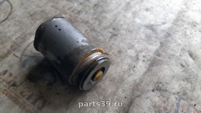 Датчик давления масла на Mercedes-Benz E-Класс W212/S212/C207/A207 [рестайлинг]