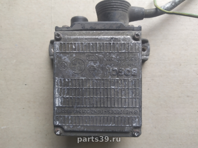 Блок управления зажиганием A0015458632 W123/W126 на Mercedes-Benz S-Класс W126 / C126