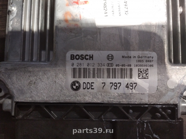 Блок управления двигателя ECU на BMW 1 серия E87