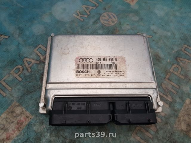 Блок управления двигателя ECU на Audi A8 D2/4D