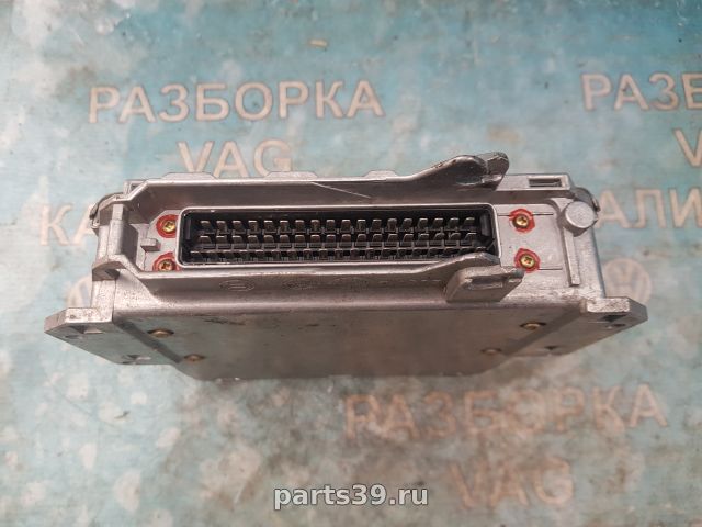 Блок управления двигателя ECU на Audi 80 8C/B4