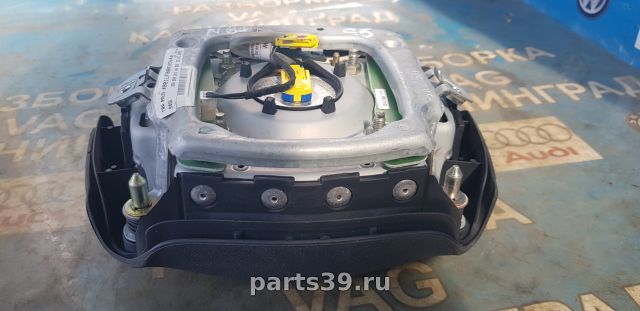 Подушка безопасности водителя на Audi A6 4B/C5 [рестайлинг]