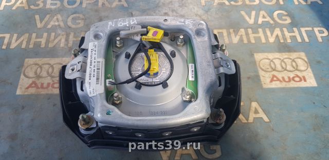 Подушка безопасности водителя на Audi A6 4B/C5 [рестайлинг]