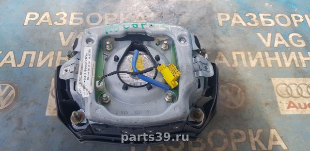 Подушка безопасности водителя на Audi A6 4B/C5 [рестайлинг]