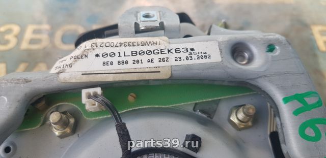 Подушка безопасности водителя на Audi A6 4B/C5 [рестайлинг]