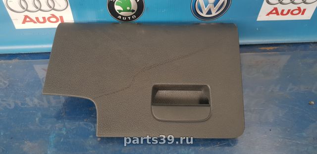 Бардачок на Volkswagen Golf Golf Plus I