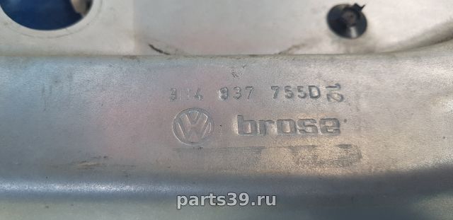 Стеклоподъемник электрический передней двери Лев. на Volkswagen Passat B5.5 [рестайлинг]