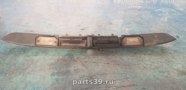 Подсветка номерного знака крышки багажника на Volkswagen Passat B5