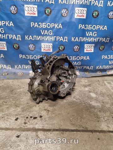 Коробка передач механическая МКПП GRZ13010 на Volkswagen Golf 5 поколение