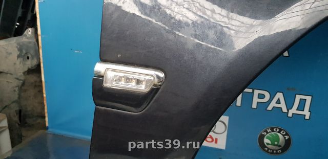 Крыло переднее Прав. на Audi A8 D3/4E